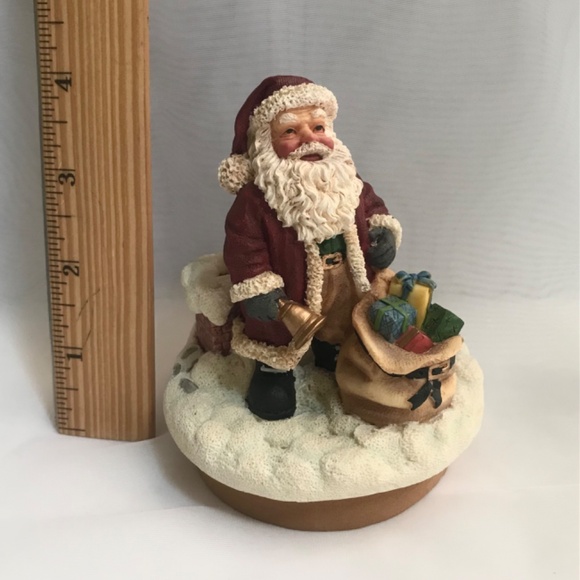 Santa Claus Topper Christmas Decor - Picture 13 of 15